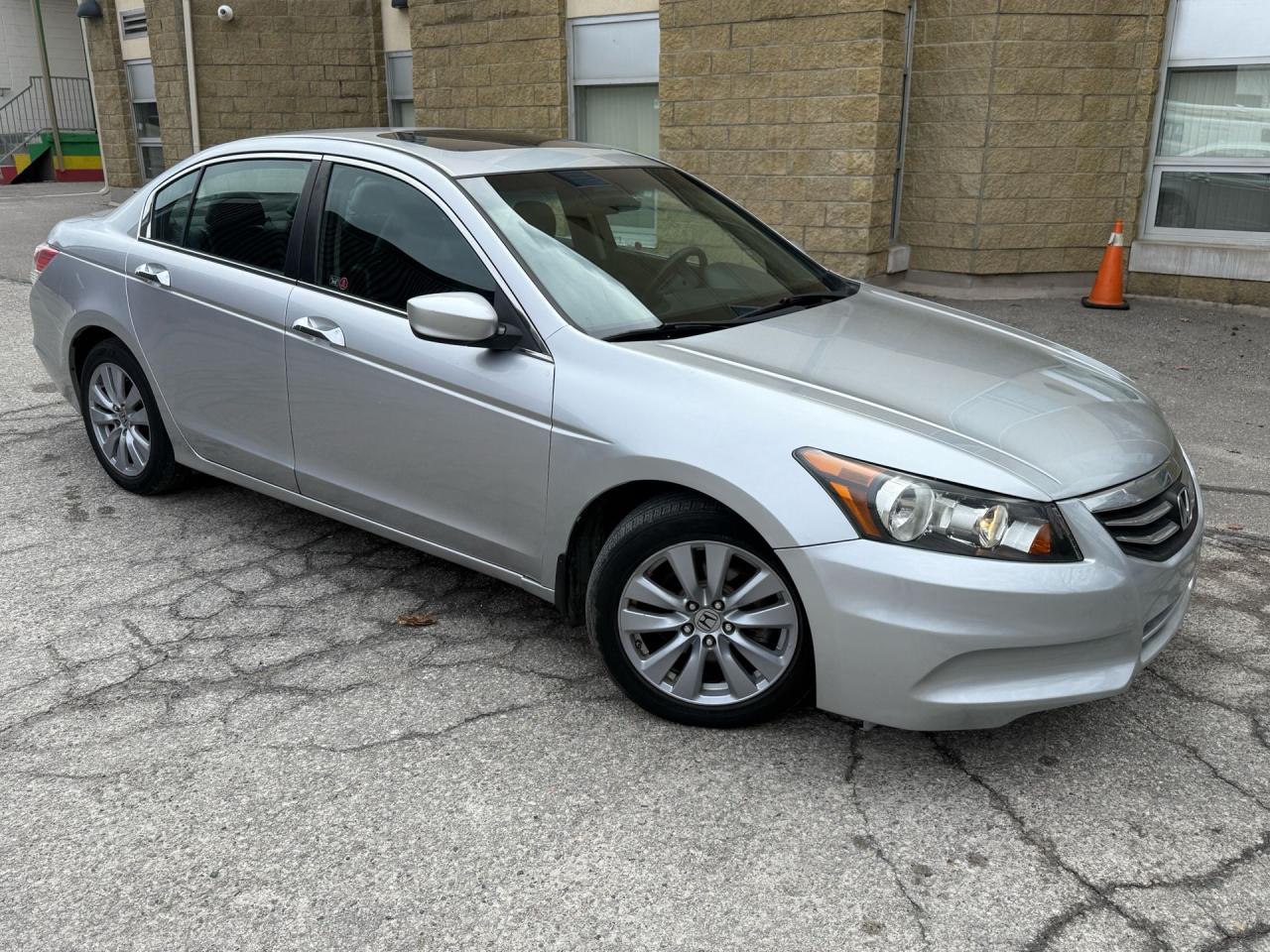 2011 Honda Accord 4dr V6 Auto EX-L - Photo #3