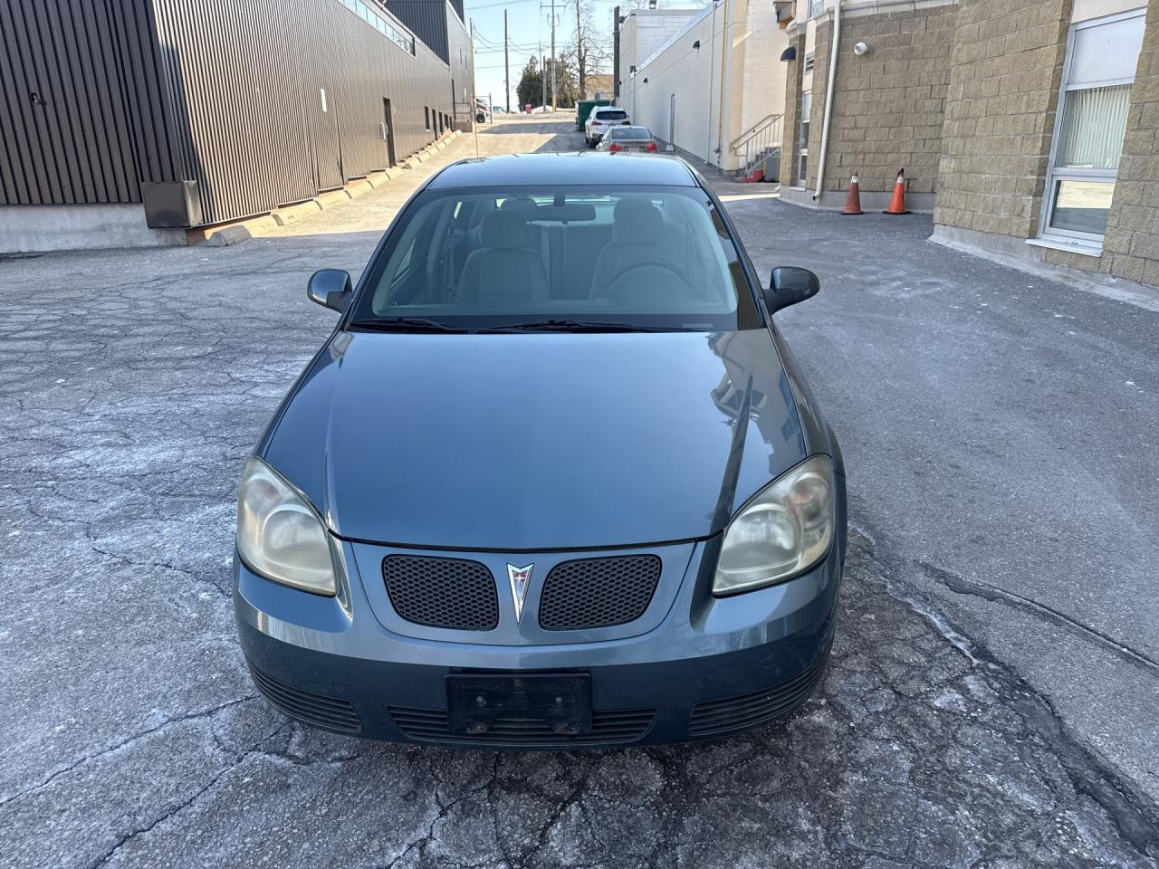 2007 Pontiac G5 4dr Sdn SE w/1SA - Photo #2