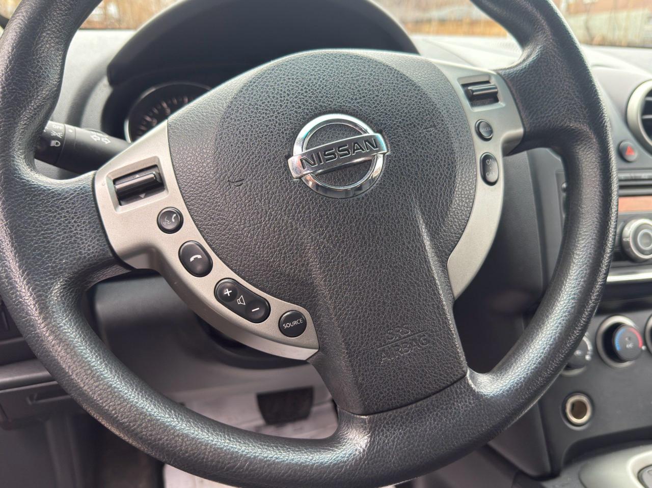 2012 Nissan Rogue FWD 4dr S - Photo #13