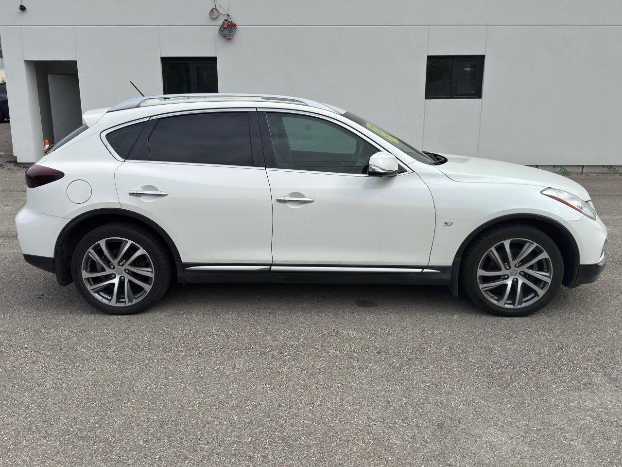 2016 Infiniti QX50 AWD 4DR - Photo #4