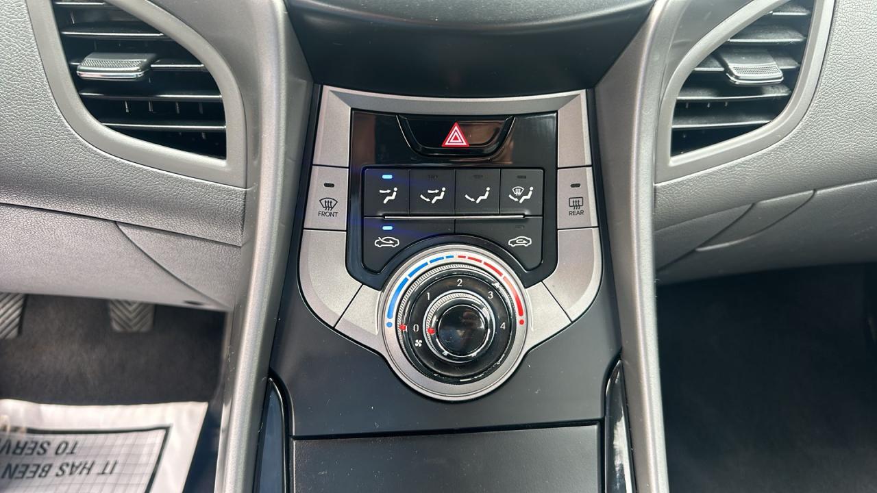 2013 Hyundai Elantra 4dr Sdn Man L *Ltd Avail* - Photo #12