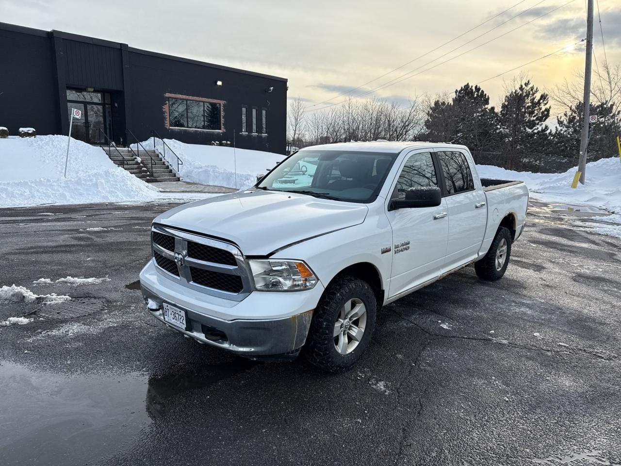 2013 RAM 1500 4WD CREW CAB 140.5" SLT