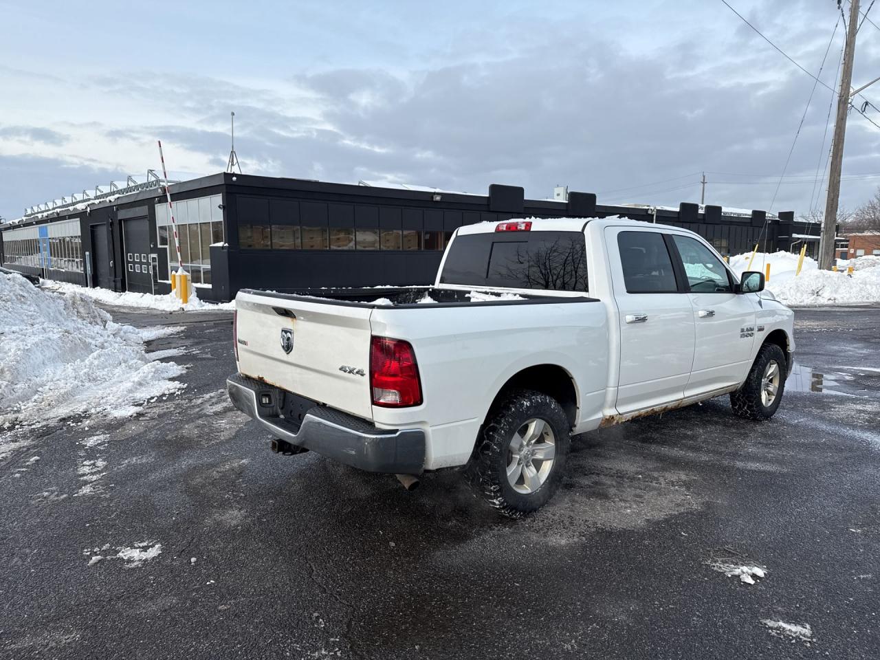 2013 RAM 1500 4WD CREW CAB 140.5" SLT - Photo #5