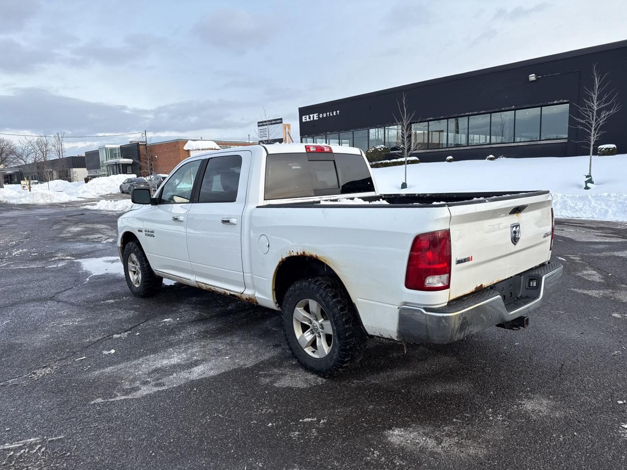 2013 RAM 1500 4WD CREW CAB 140.5" SLT - Photo #7