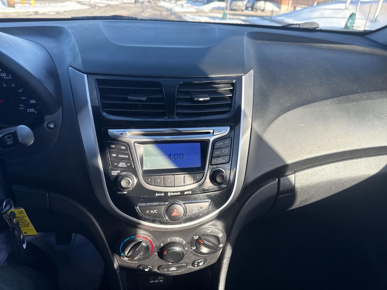2012 Hyundai Accent 5dr HB Man GLS - Photo #15