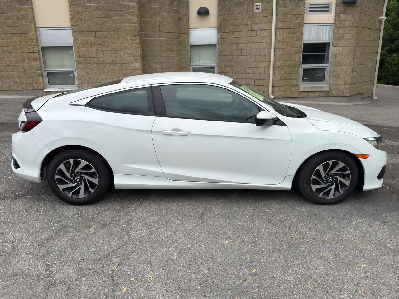 2018 Honda Civic LX - Photo #4