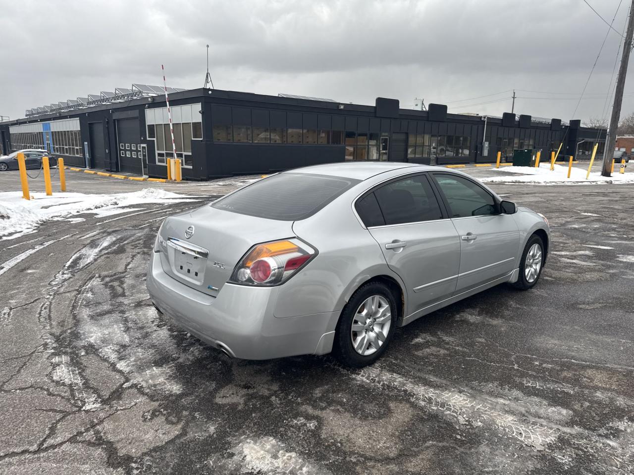 2012 Nissan Altima 4dr Sdn I4 Man 2.5 S - Photo #5