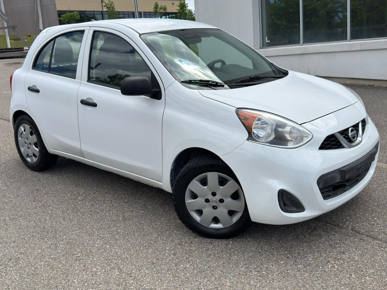 2017 Nissan Micra S - Photo #3