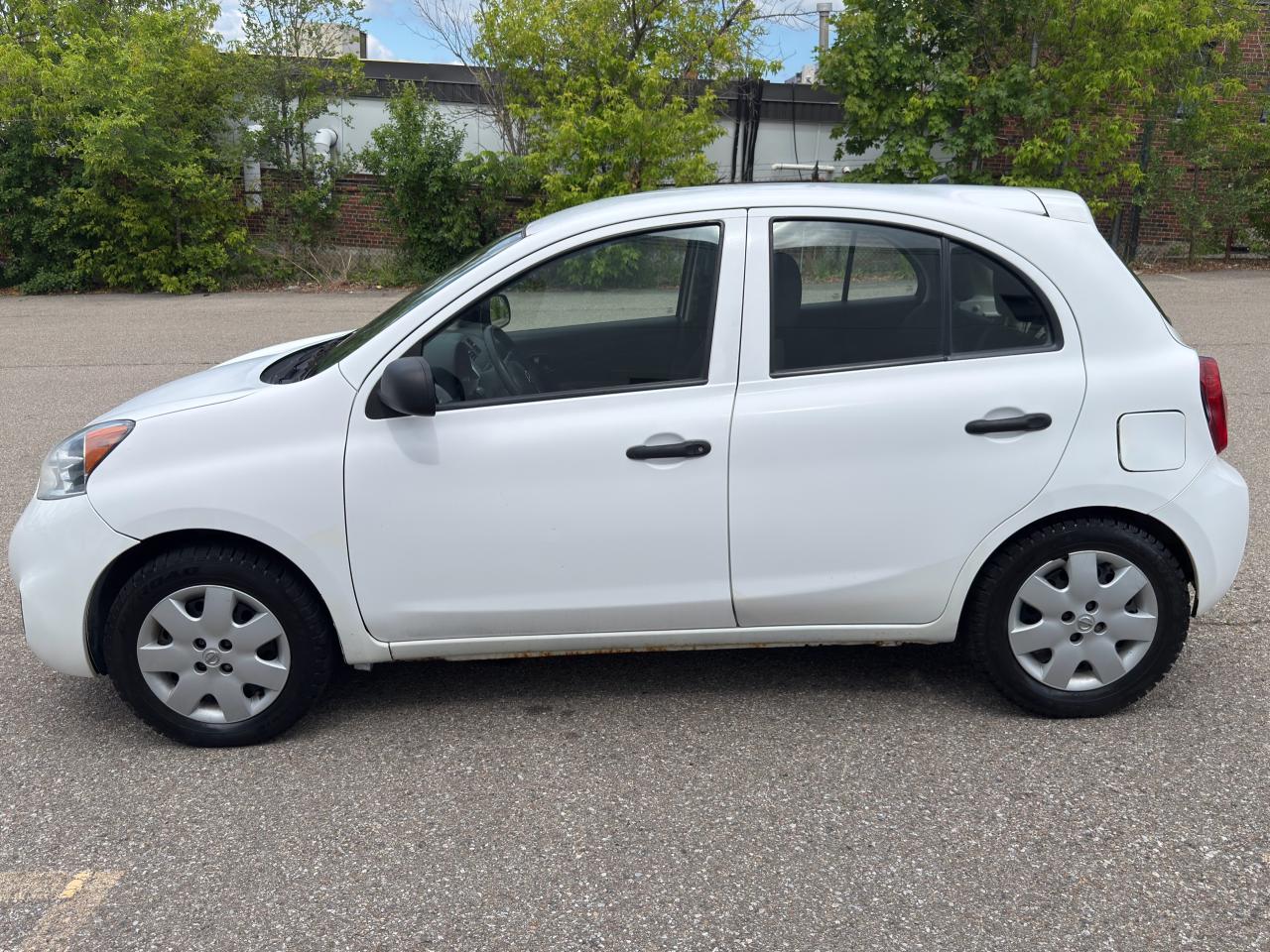 2017 Nissan Micra S - Photo #8