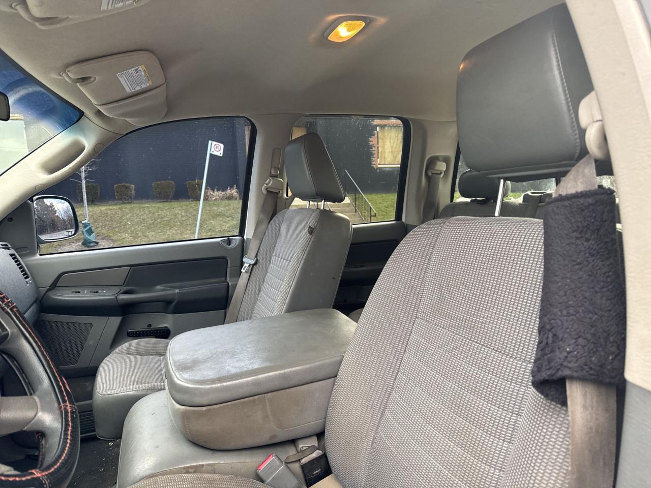 2008 Dodge Ram 1500 4WD Quad Cab 140.5" ST - Photo #10