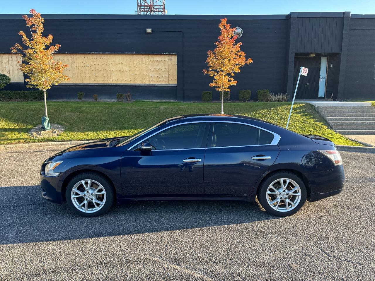 2012 Nissan Maxima 4dr Sdn CVT 3.5 SV - Photo #8