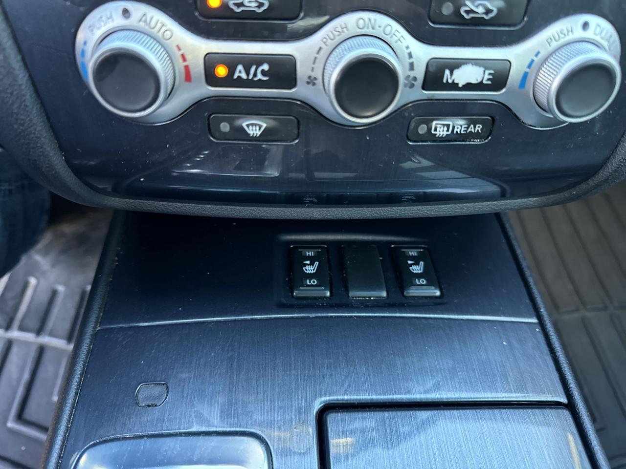2012 Nissan Maxima 4dr Sdn CVT 3.5 SV - Photo #18