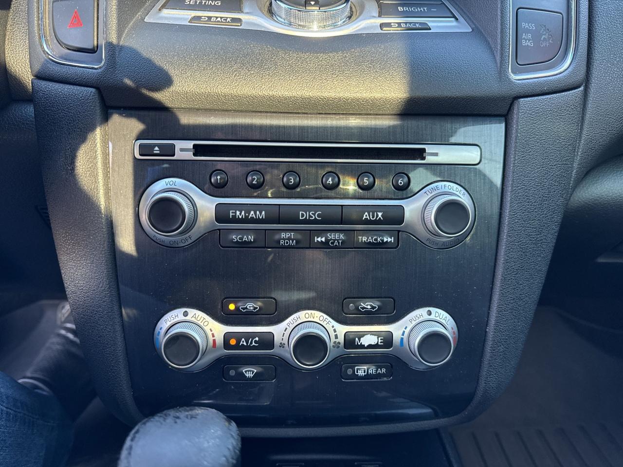 2012 Nissan Maxima 4dr Sdn CVT 3.5 SV - Photo #17