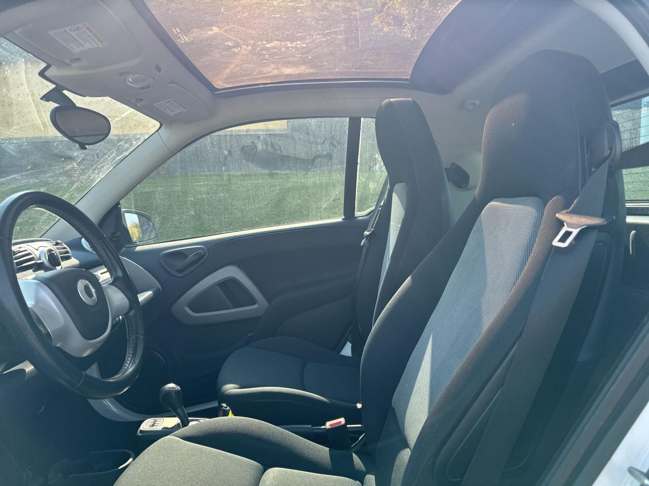 2015 Smart fortwo 2dr Cpe Pure - Photo #17