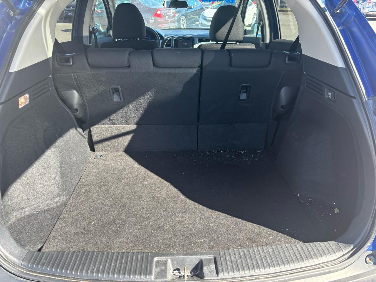 2018 Honda HR-V EX, All Wheel Drive, Sunroof, Alloys, Push Start - Photo #8