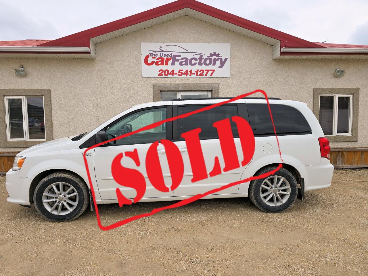 Used 2015 Dodge Grand Caravan SXT /DVD Player /Back-up Camera/Remote Starter for sale in Oakbank, MB