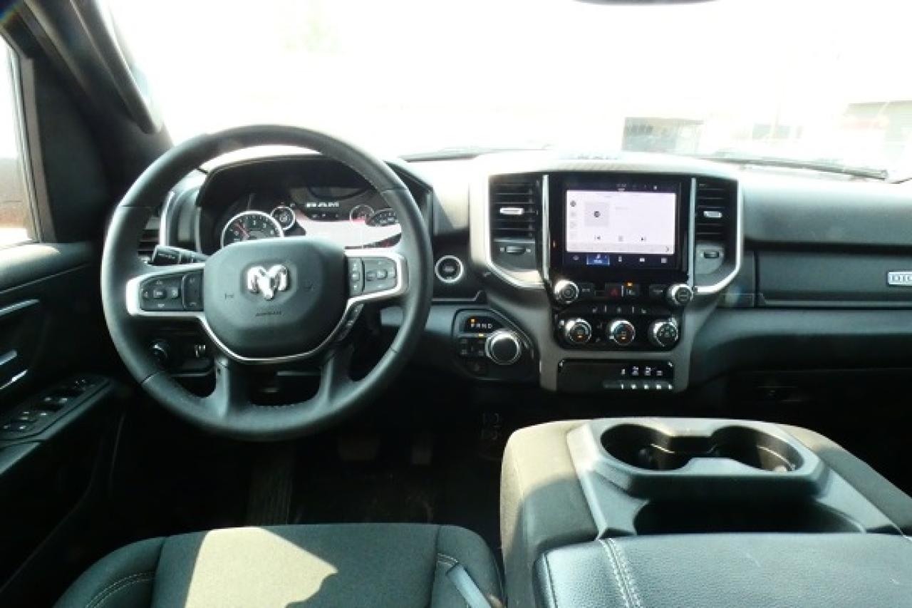 2025 Dodge Ram 1500 Big Horn HYBRID e-torque Crew Cab w/Htd cloth, BUC - Photo #11
