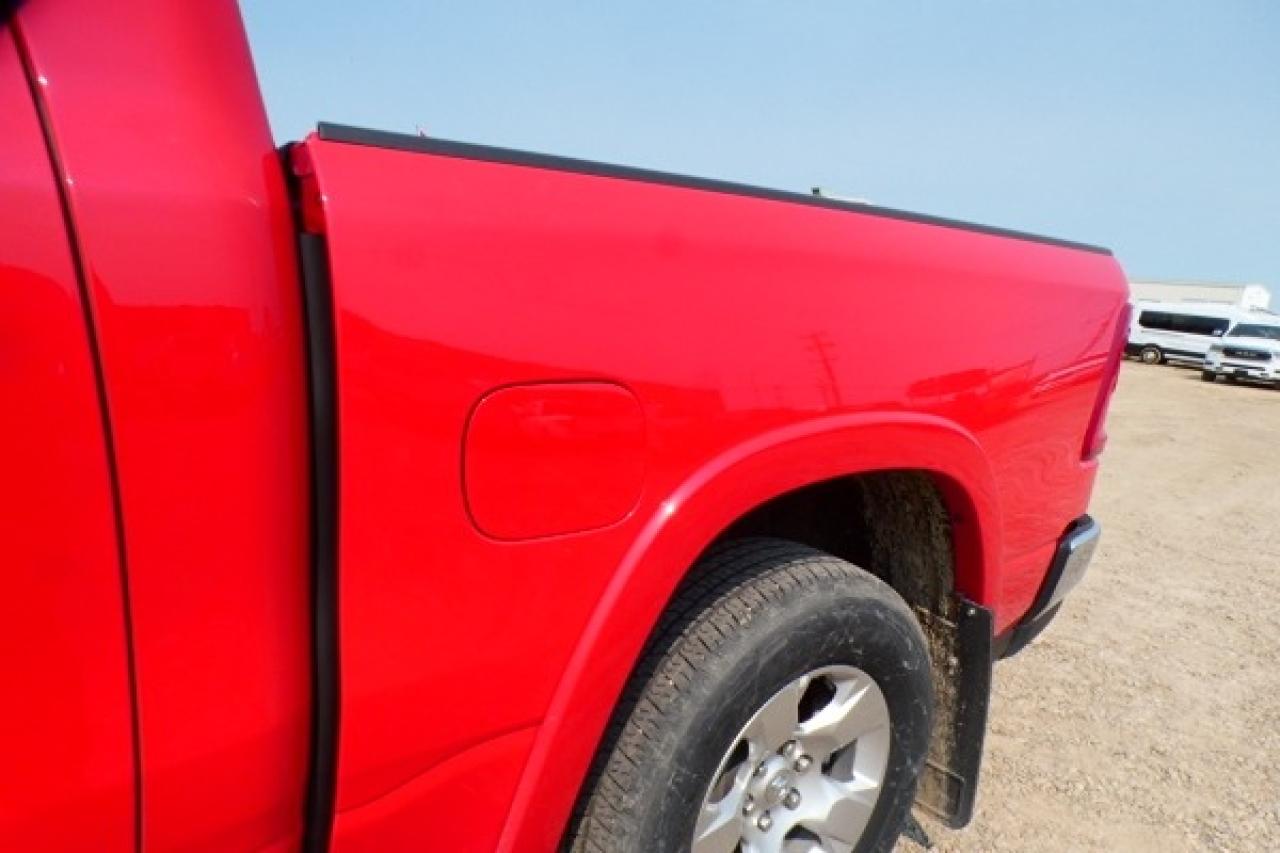 2025 Dodge Ram 1500 Big Horn HYBRID e-torque Crew Cab w/Htd cloth, BUC - Photo #22