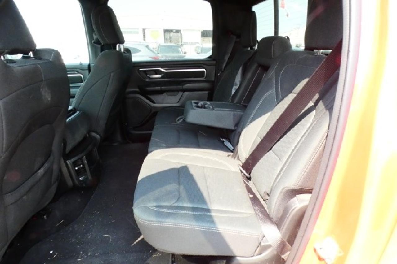 2025 Dodge Ram 1500 Big Horn HYBRID e-torque Crew Cab w/Htd cloth, BUC - Photo #9