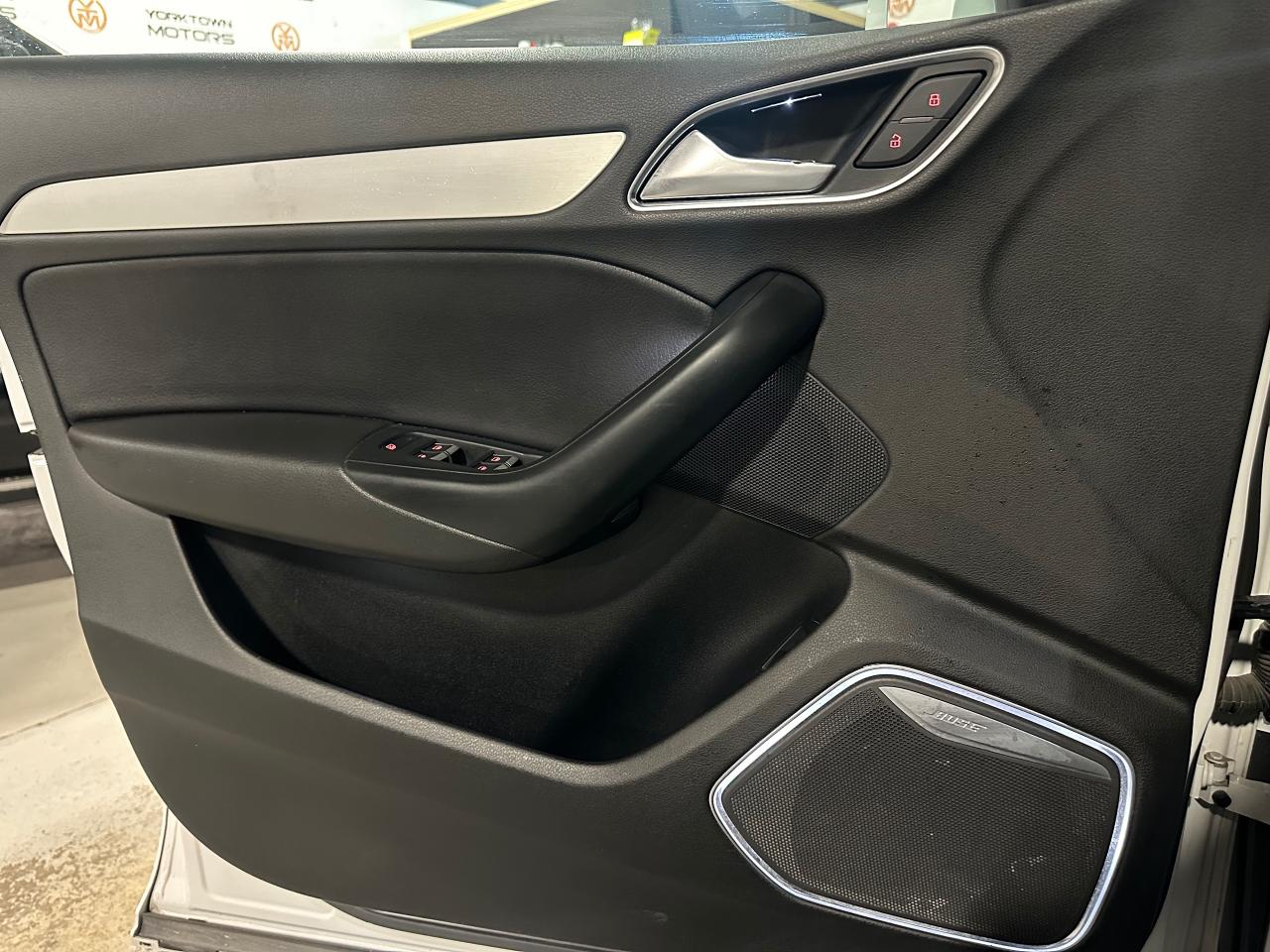 2015 Audi Q3 QUATTRO | 2.0T | TECHNIK | SUNROOF | BOSE SOUND - Photo #24