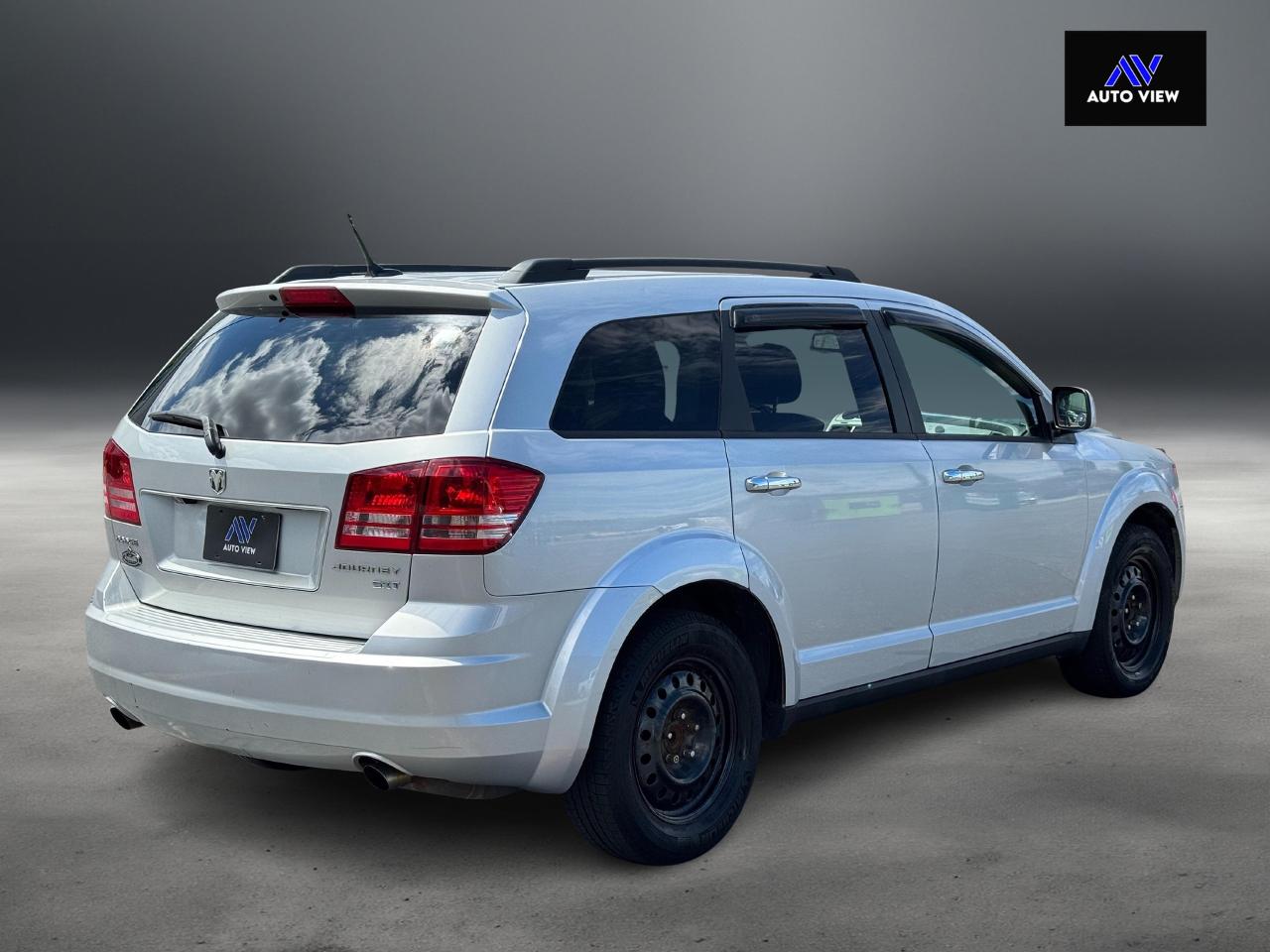 2010 Dodge Journey SXT **7 PASSENGER** - Photo #5