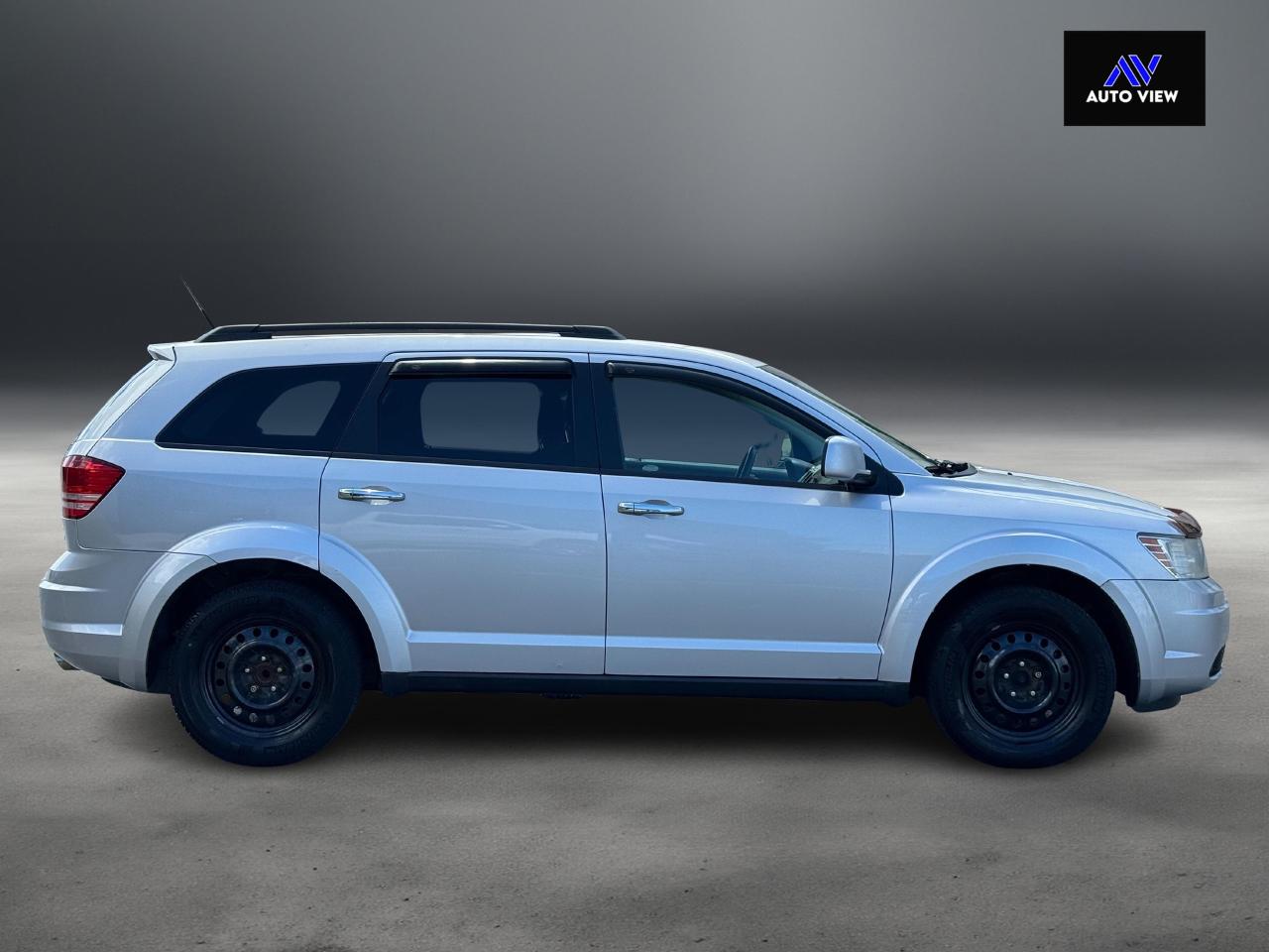 2010 Dodge Journey SXT **7 PASSENGER** - Photo #4
