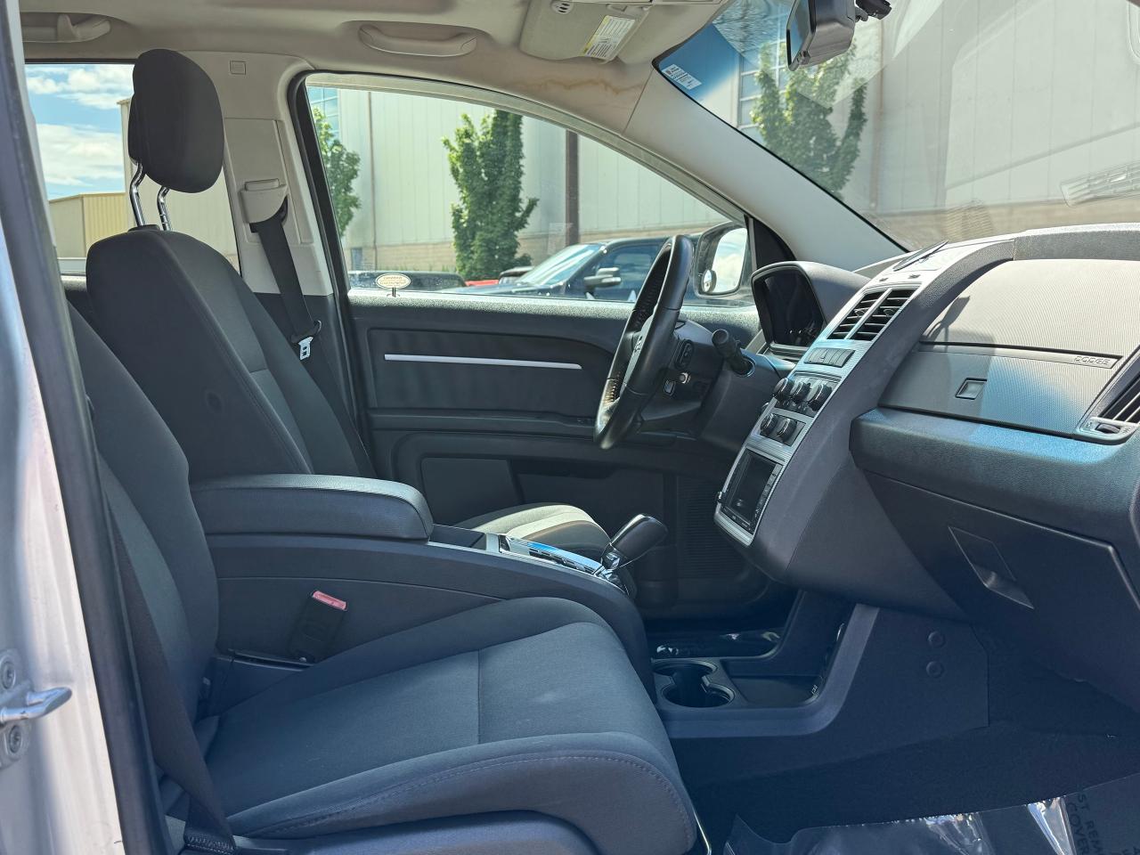 2010 Dodge Journey SXT **7 PASSENGER** - Photo #26