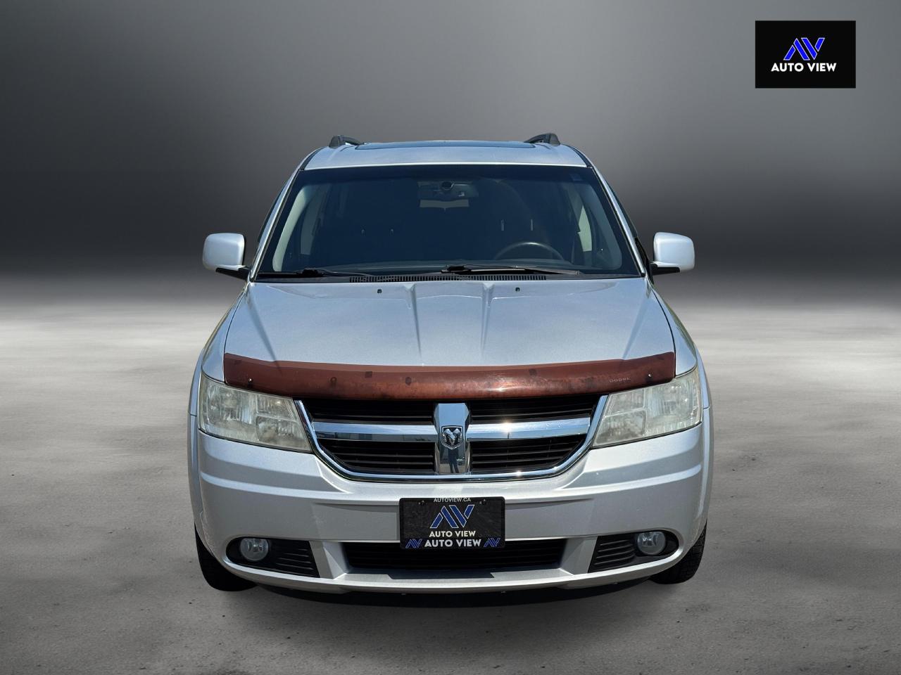 2010 Dodge Journey SXT **7 PASSENGER** - Photo #2