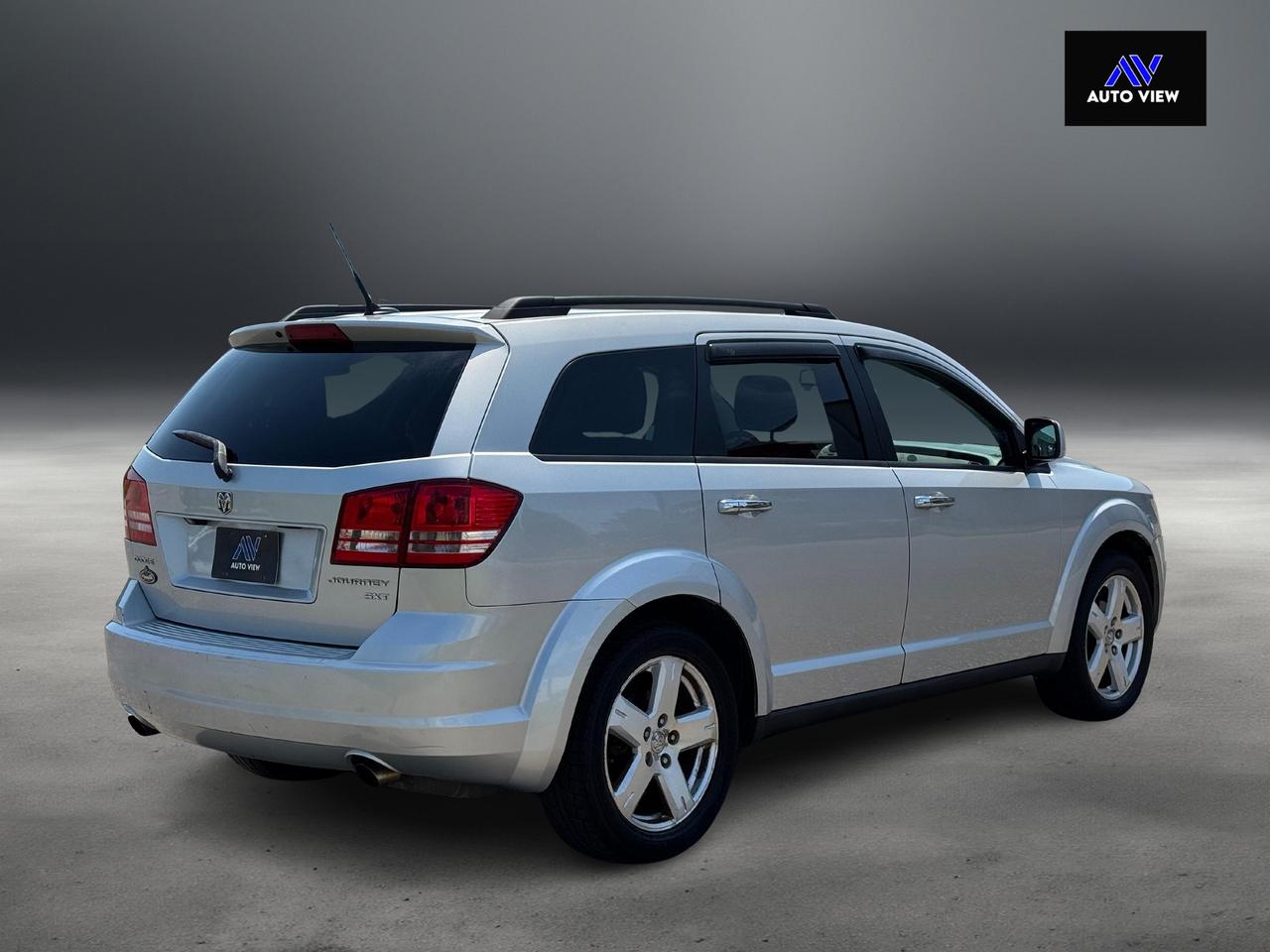 2010 Dodge Journey SXT **7 PASSENGER** Photo4