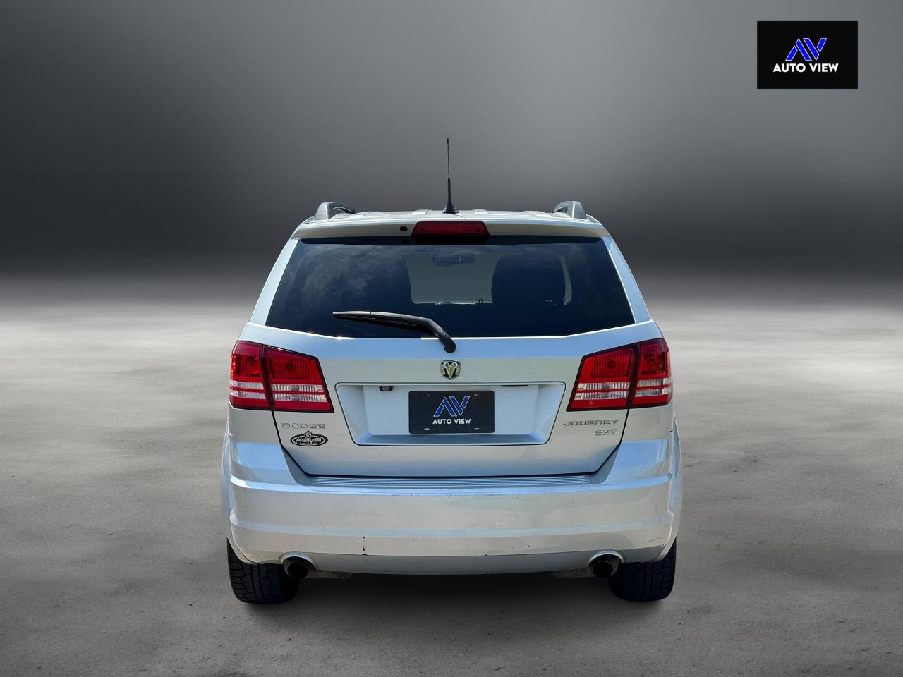 2010 Dodge Journey SXT **7 PASSENGER** - Photo #6