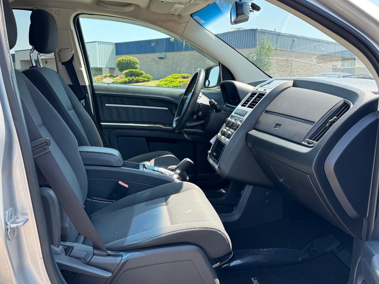 2010 Dodge Journey SXT **7 PASSENGER** - Photo #28