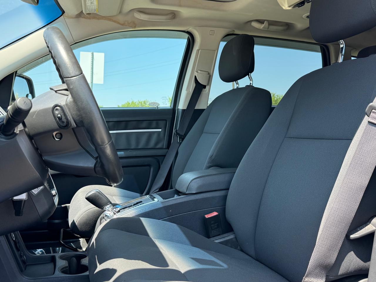 2010 Dodge Journey SXT **7 PASSENGER** - Photo #24