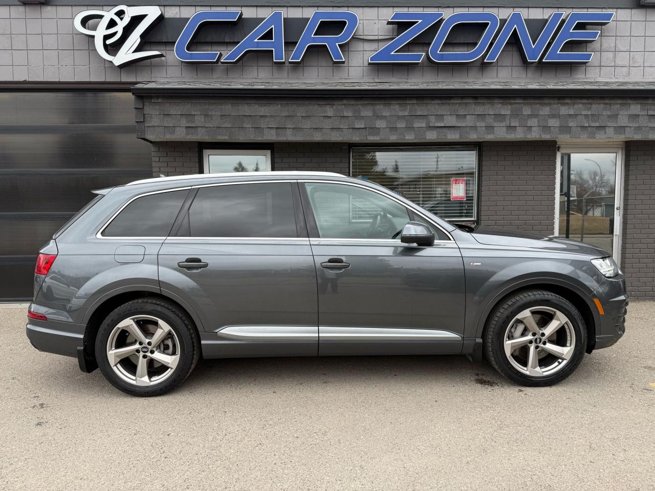 2018 Audi Q7 3.0 TFSI quattro Technik tiptronic - Photo #2