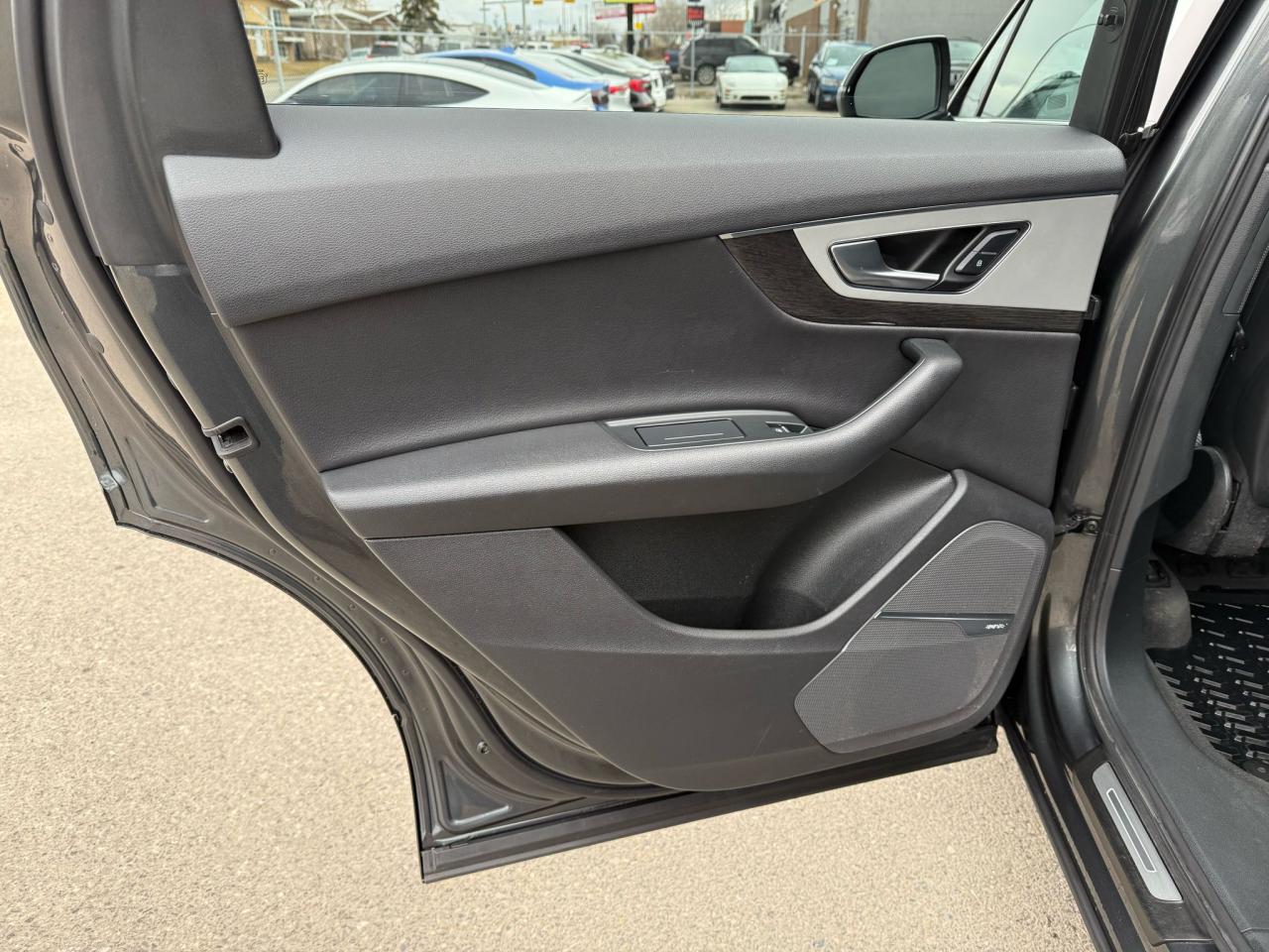 2018 Audi Q7 3.0 TFSI quattro Technik tiptronic - Photo #11