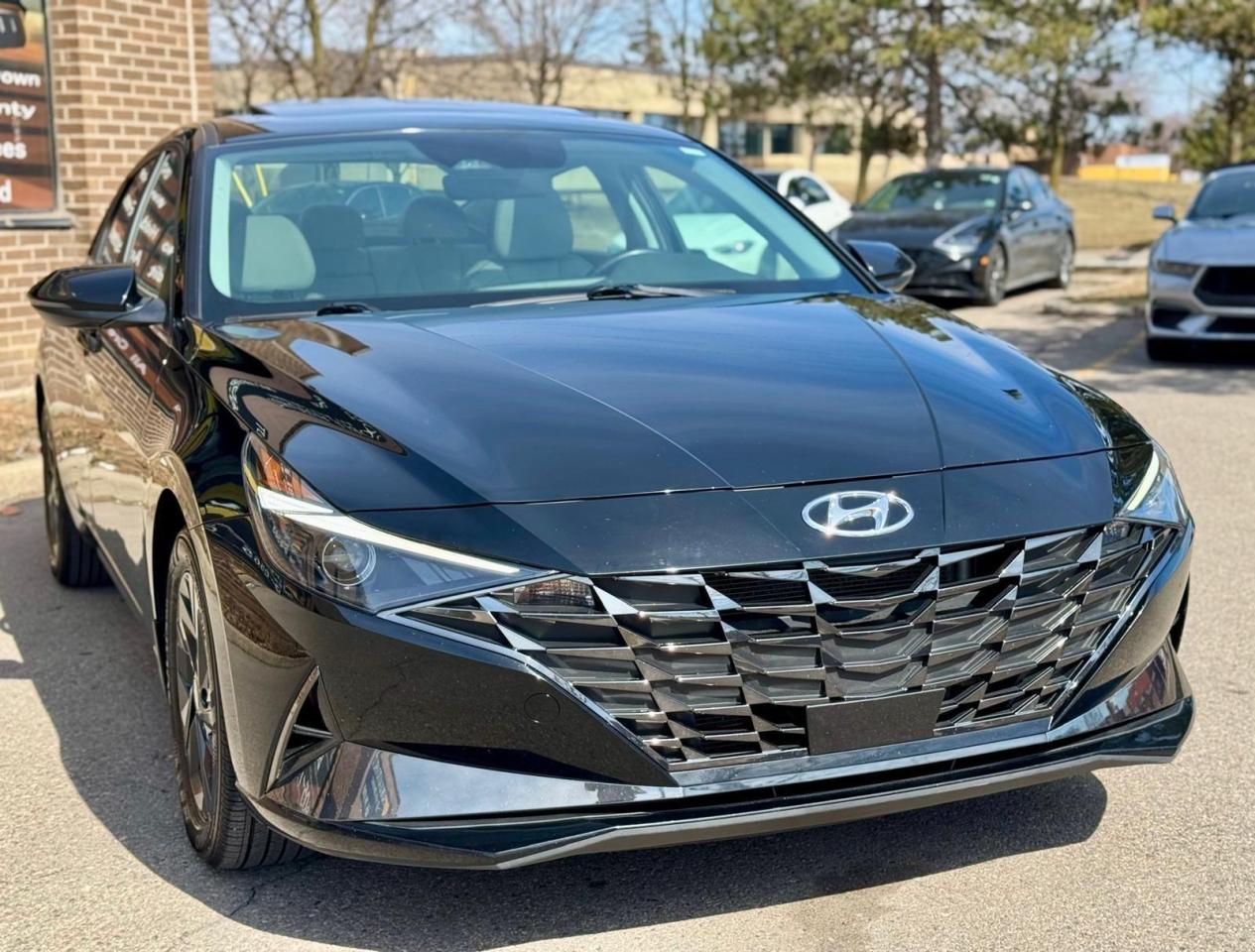2022 Hyundai Elantra  Photo4