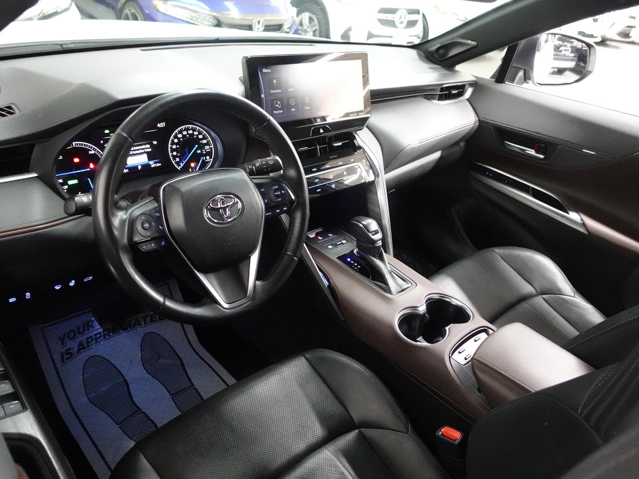 2021 Toyota Venza XLE HYBRID | AWD | Nav | Leather | BSM | CarPlay Photo