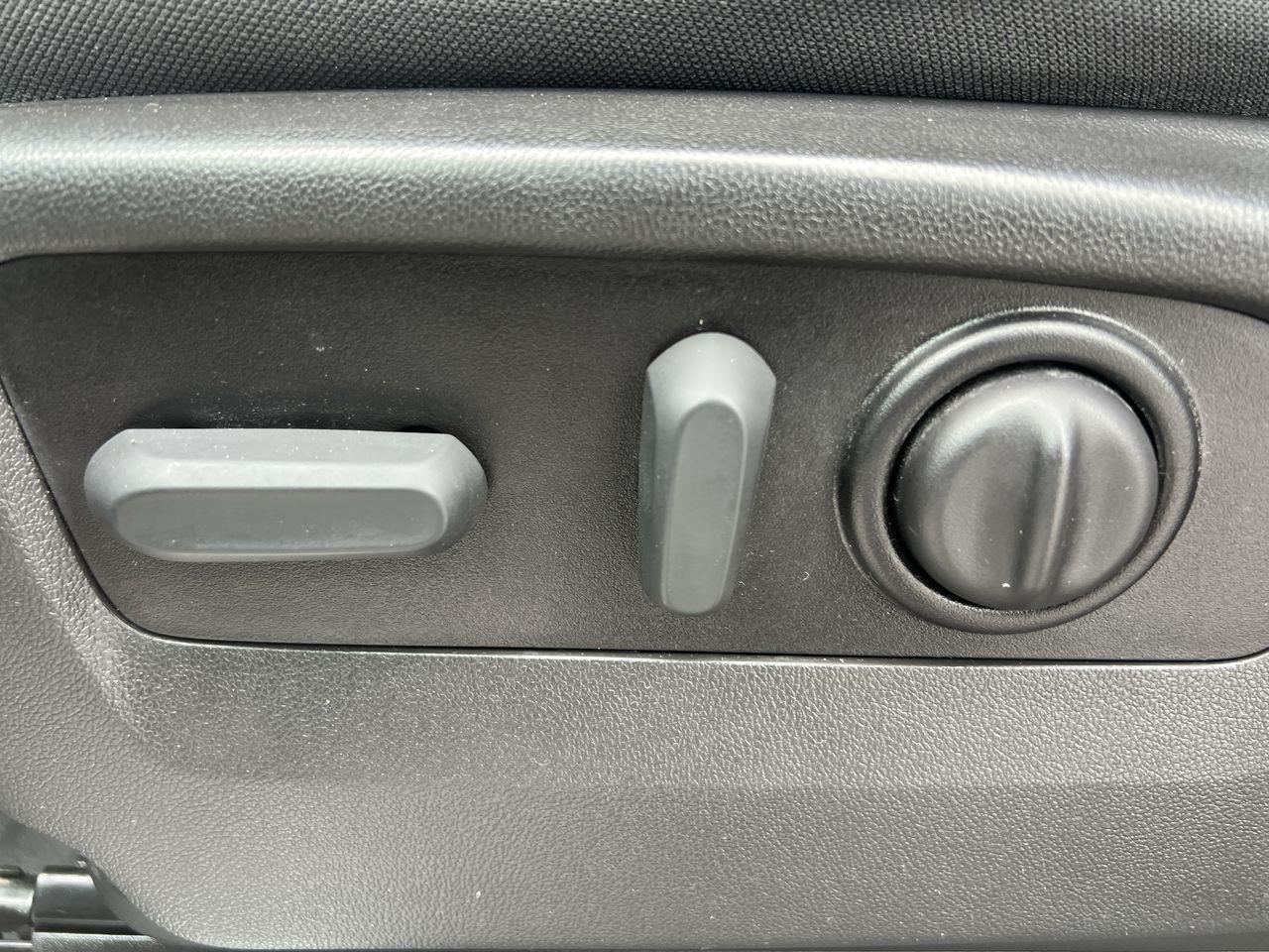 2022 GMC Sierra 1500 Limited Elevation DIESEL!!!! APPLE CARPLAY/ANDROID AUTO, HEATED SEATS, SIRIUS XM, BACK UP CAM, CRUISE CONTROL! Photo