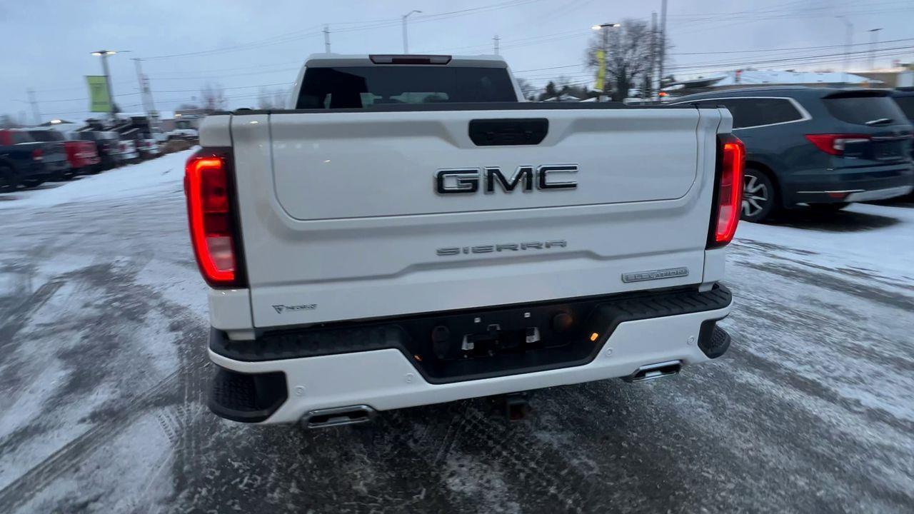2022 GMC Sierra 1500 Limited Elevation DIESEL!!!! APPLE CARPLAY/ANDROID AUTO, HEATED SEATS, SIRIUS XM, BACK UP CAM, CRUISE CONTROL! Photo