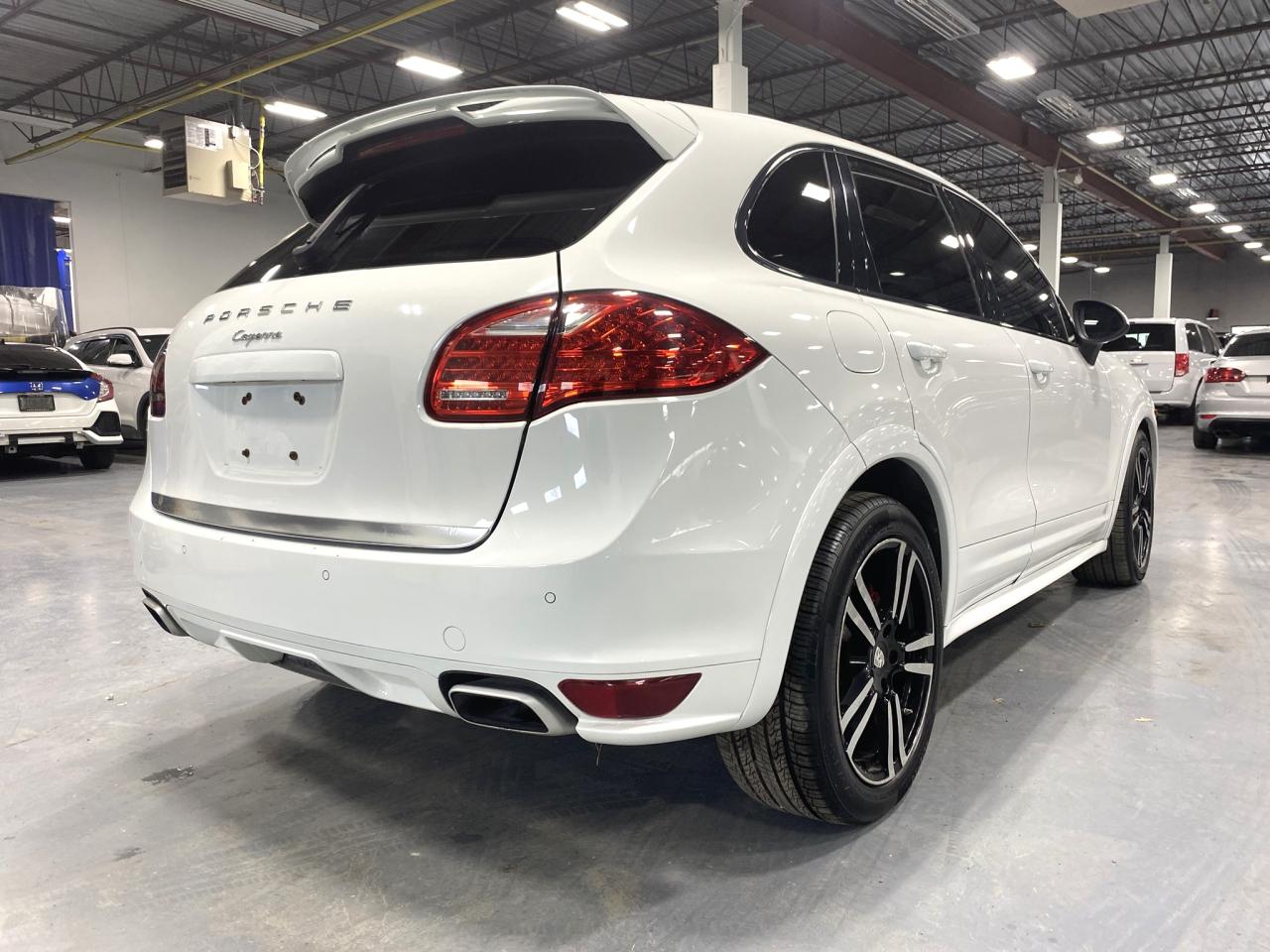 2013 Porsche Cayenne AWD 4dr Tiptronic - Photo #5
