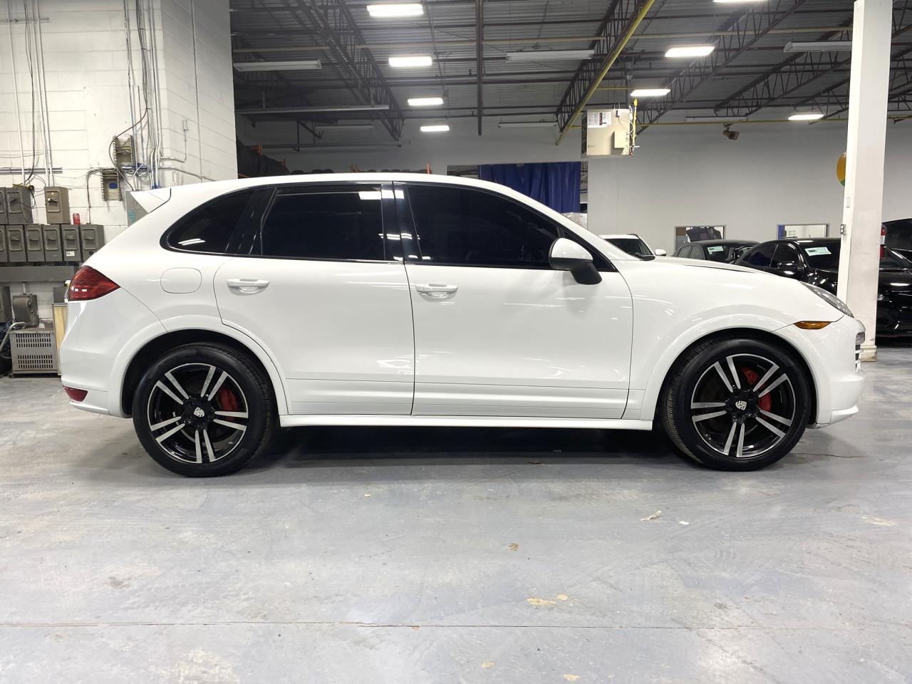 2013 Porsche Cayenne AWD 4dr Tiptronic - Photo #6