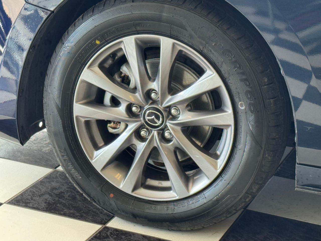 2020 Mazda MAZDA3 GX+New Tires+Brakes+Camera+Blind Spot+CLEAN CARFAX - Photo #52