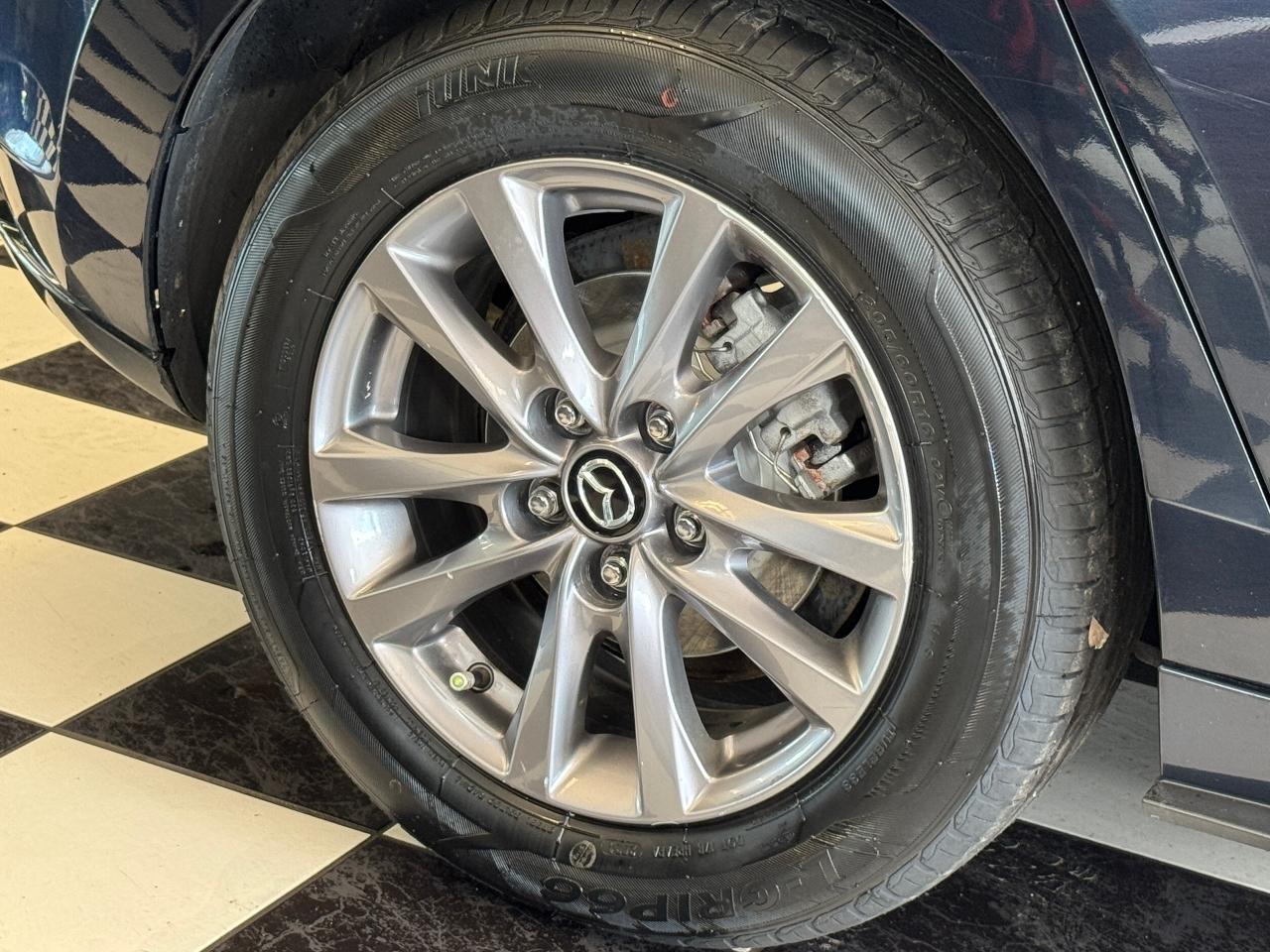 2020 Mazda MAZDA3 GX+New Tires+Brakes+Camera+Blind Spot+CLEAN CARFAX - Photo #54