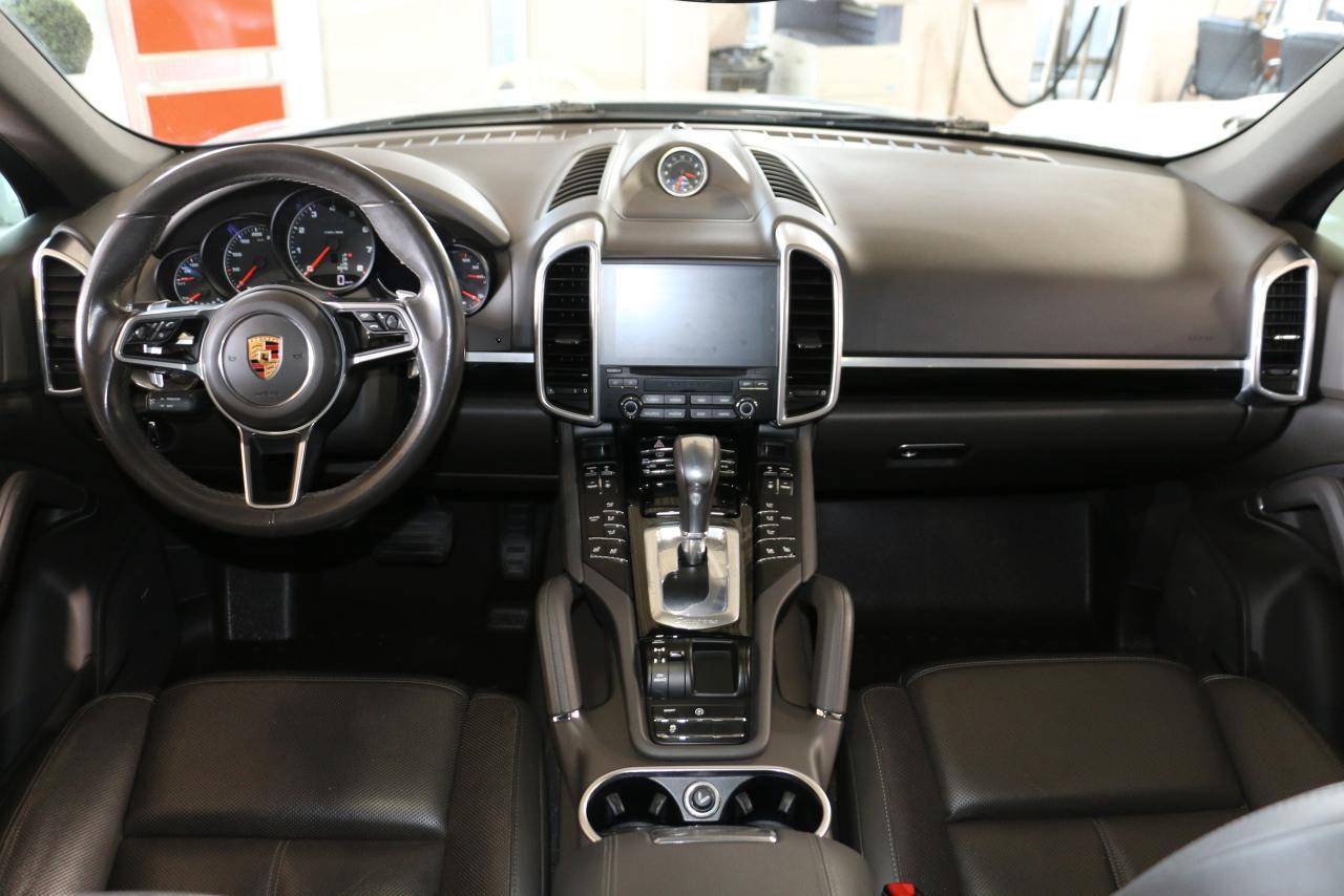 2018 Porsche Cayenne Platinum Edition AWD - PANO|NAVI|CAMERA|BLINDSPOT - Photo #12