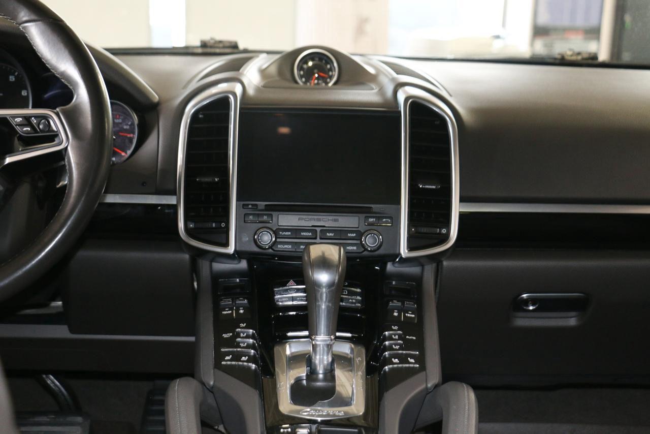 2018 Porsche Cayenne Platinum Edition AWD - PANO|NAVI|CAMERA|BLINDSPOT - Photo #14