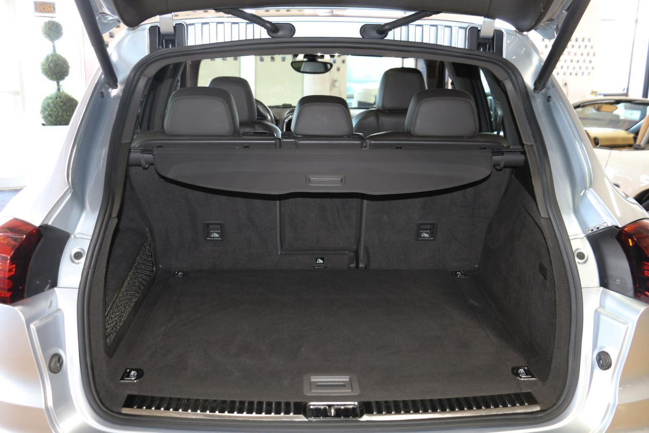 2018 Porsche Cayenne Platinum Edition AWD - PANO|NAVI|CAMERA|BLINDSPOT - Photo #25
