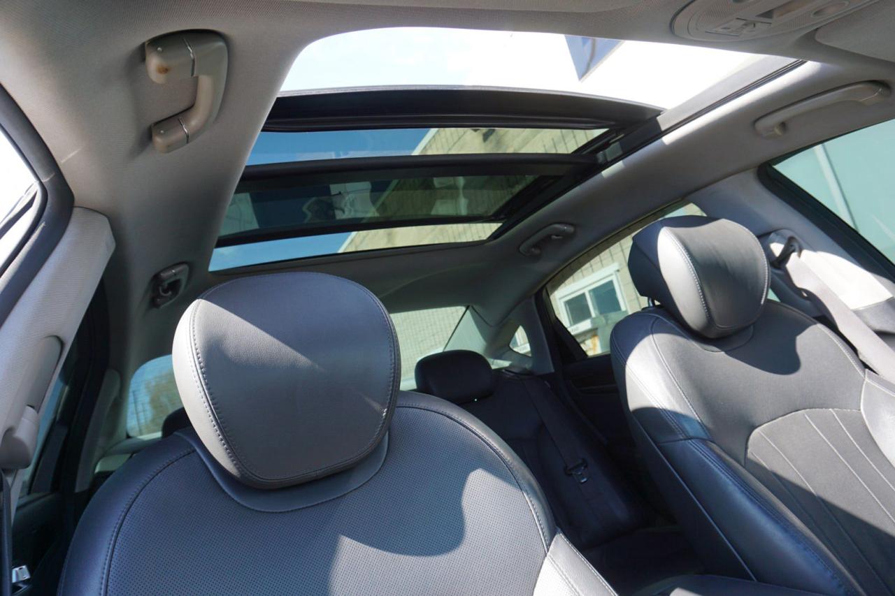 2016 Hyundai Genesis 3.8L V6 PREMIUM AWD CERTIFIED *ACCIDENT FREE* CAMERA NAV BLUETOOTH LEATHER HEATED SEATS PANO ROOF CRUISE ALLOYS - Photo #21