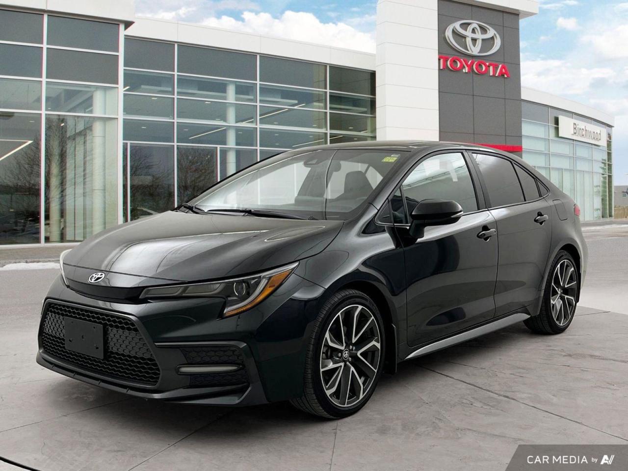 Used 2022 Toyota Corolla SE Upgrade | Local | CarPlay | Moonroof for sale in Winnipeg, MB