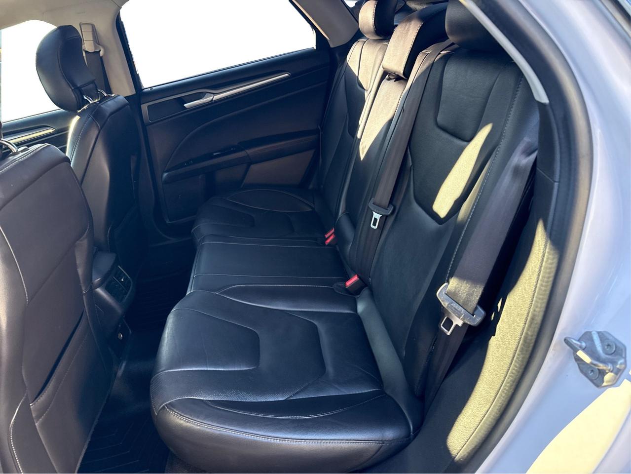2014 Ford Fusion Titanium - Photo #13