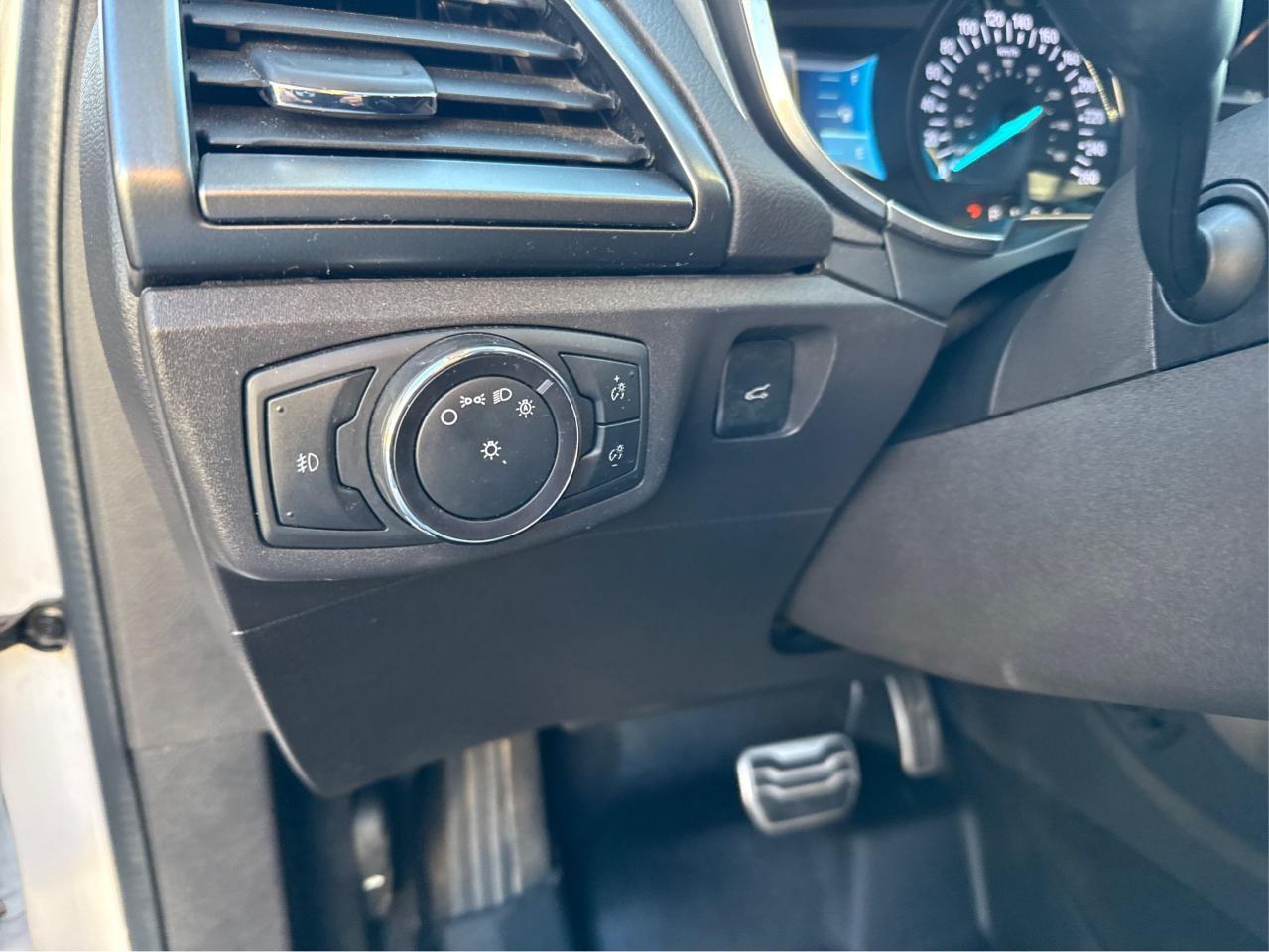 2014 Ford Fusion Titanium - Photo #16