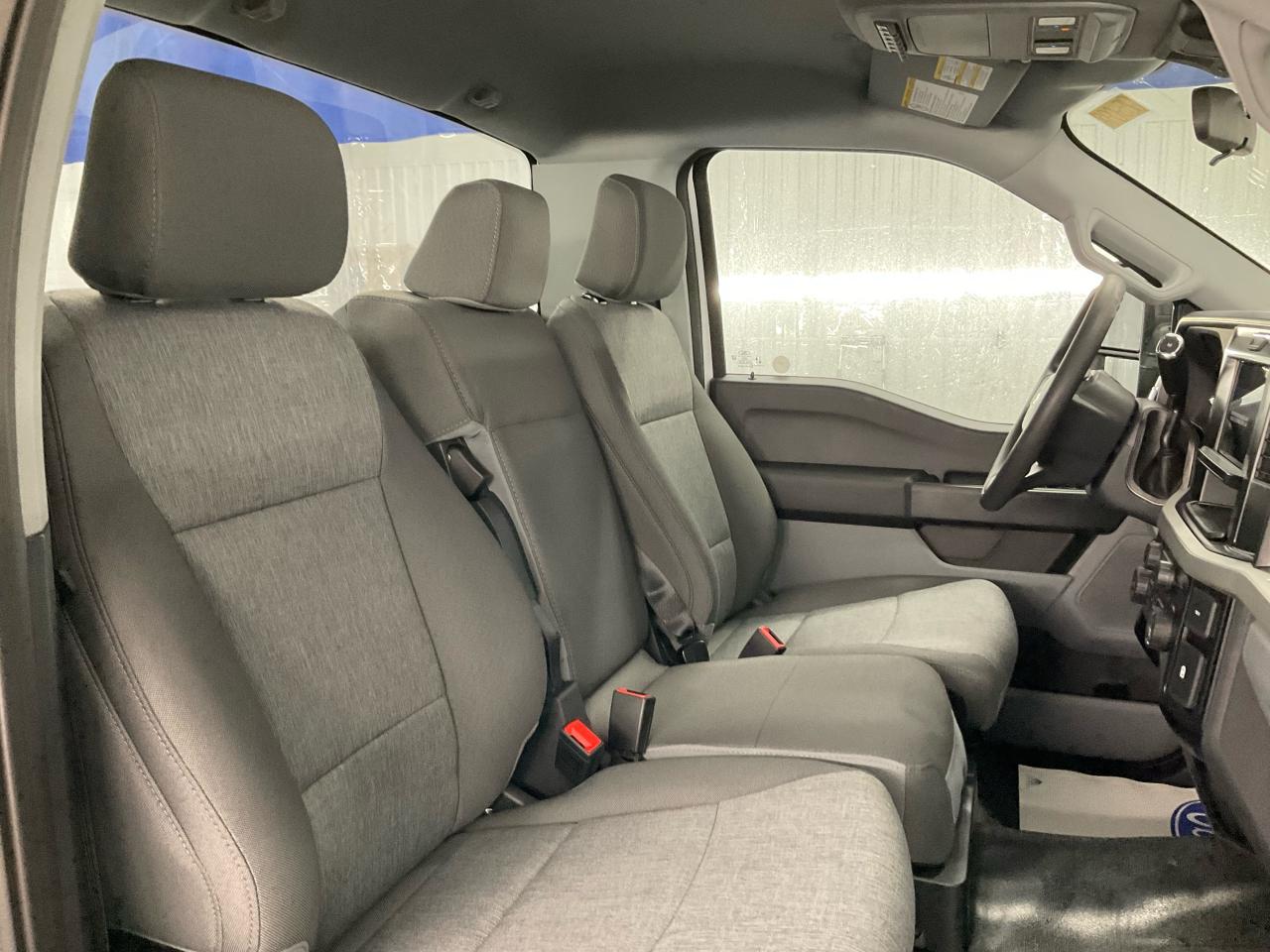 2025 Ford F-550 Super Duty DRW XL Photo5